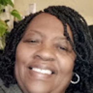 Meet your Posher, Iris